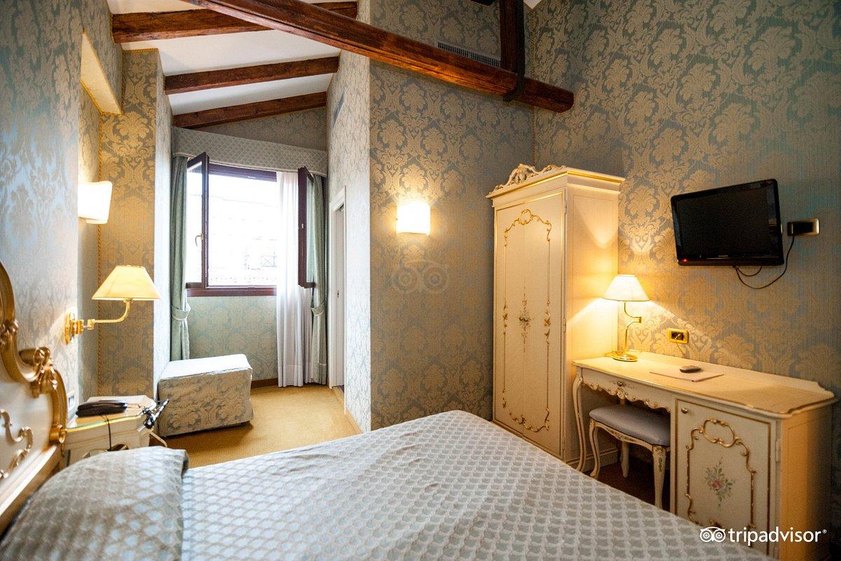 Hotel Torino 3*