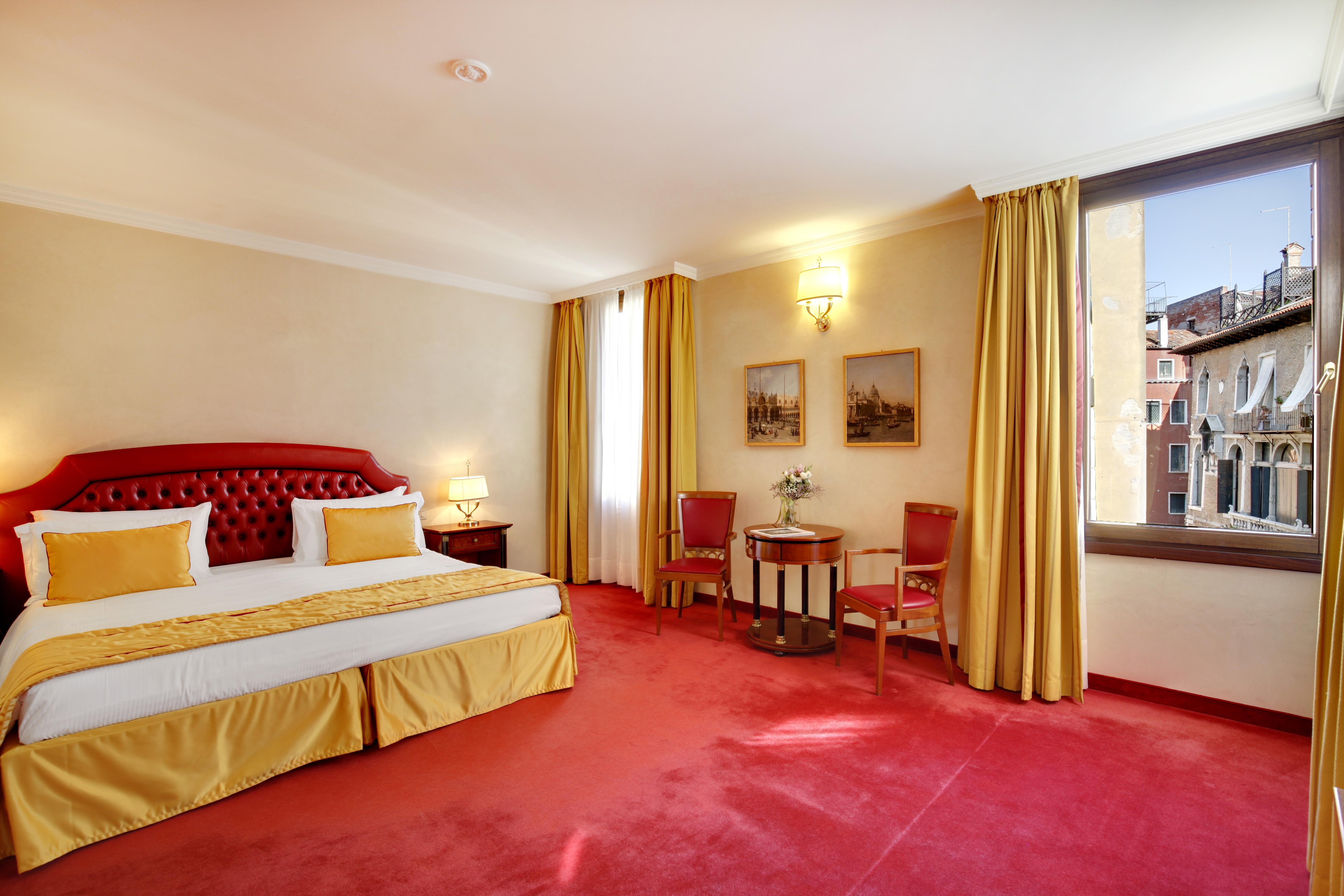 Dona Palace Hotel