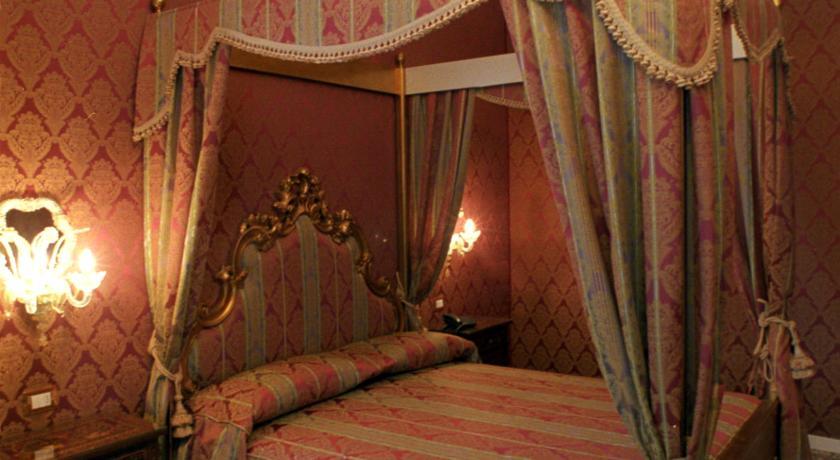 Casa Pisani Canal 3*