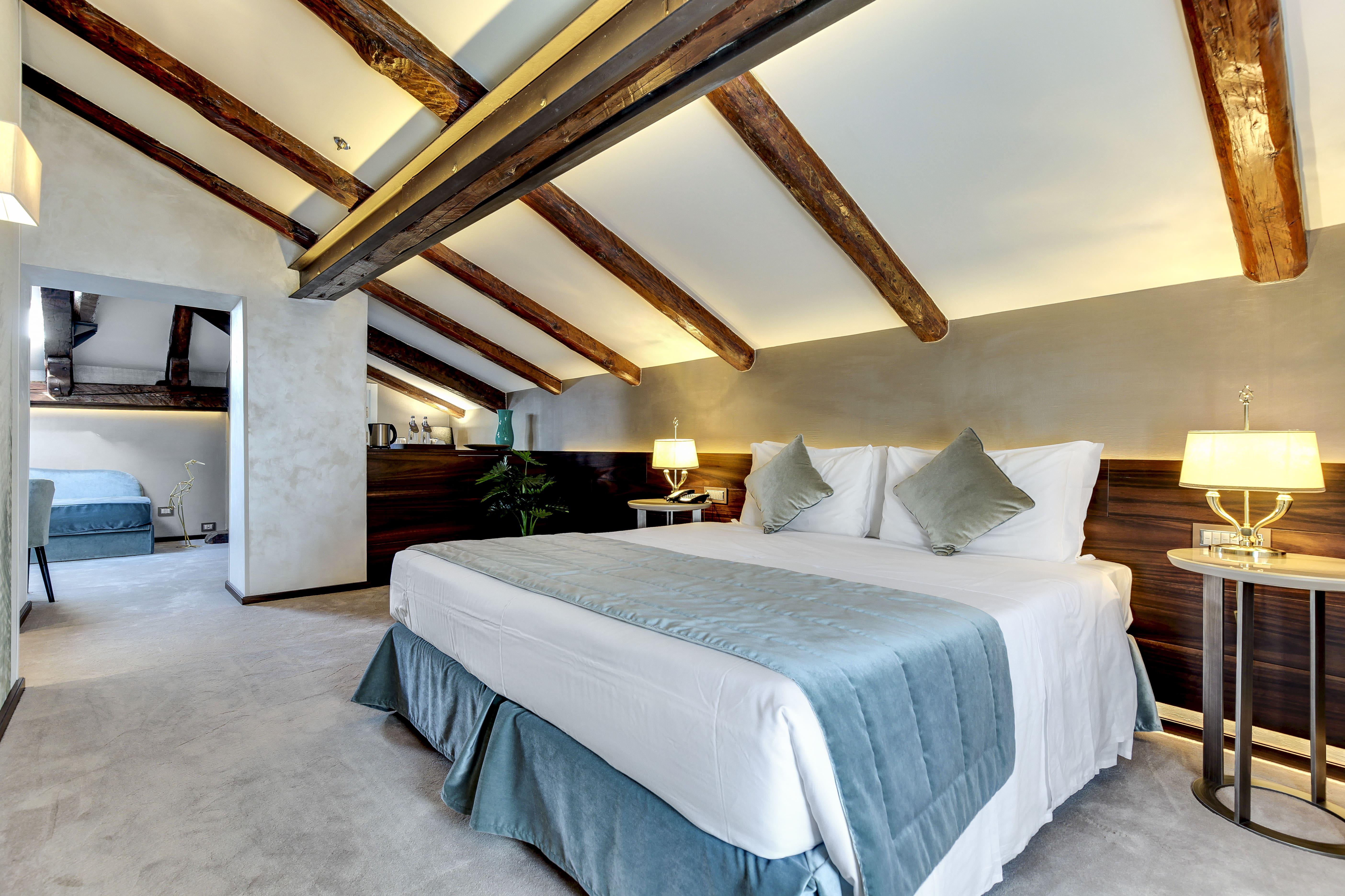 Dona Palace Hotel 4*