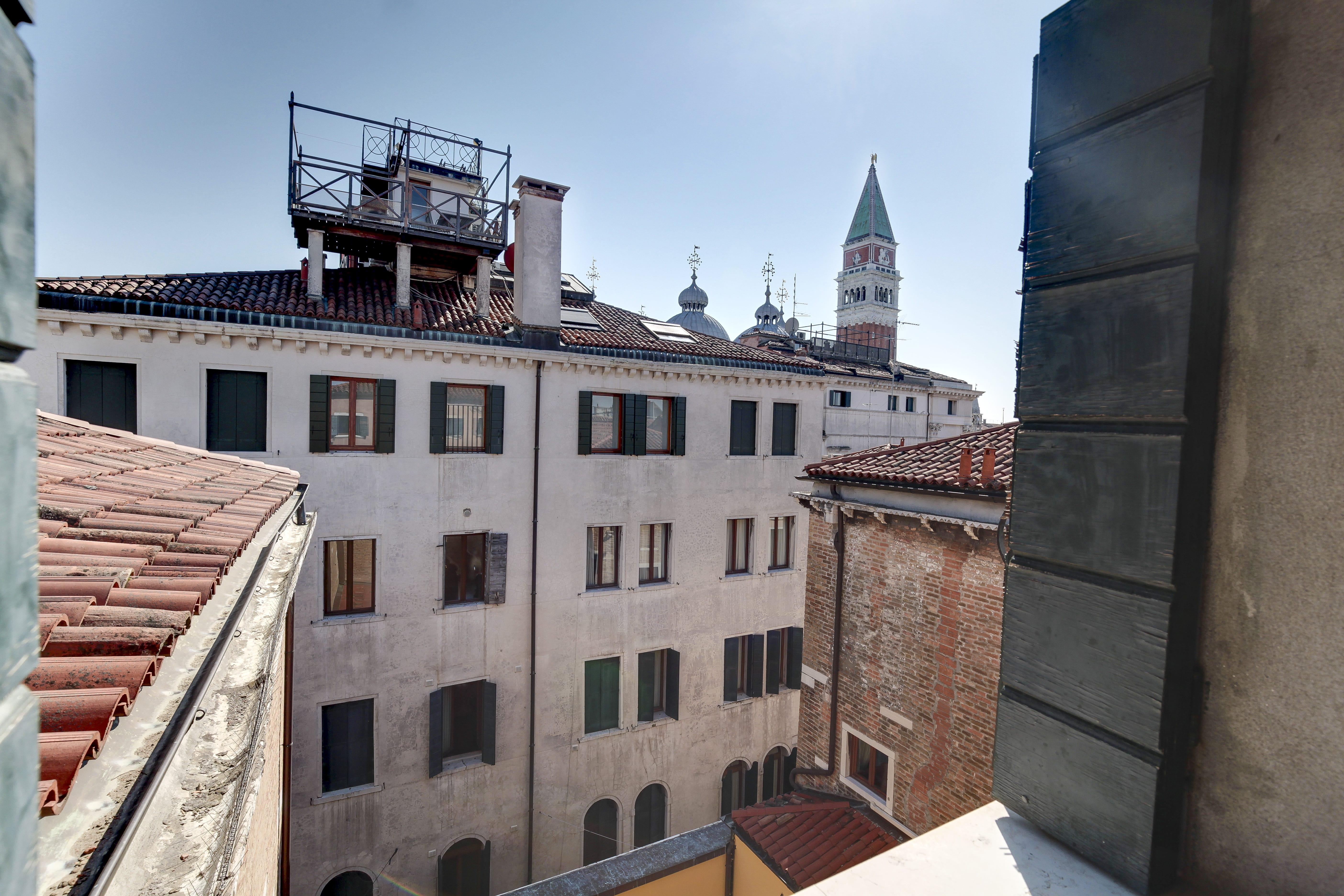 Dona Palace 4* Veneza