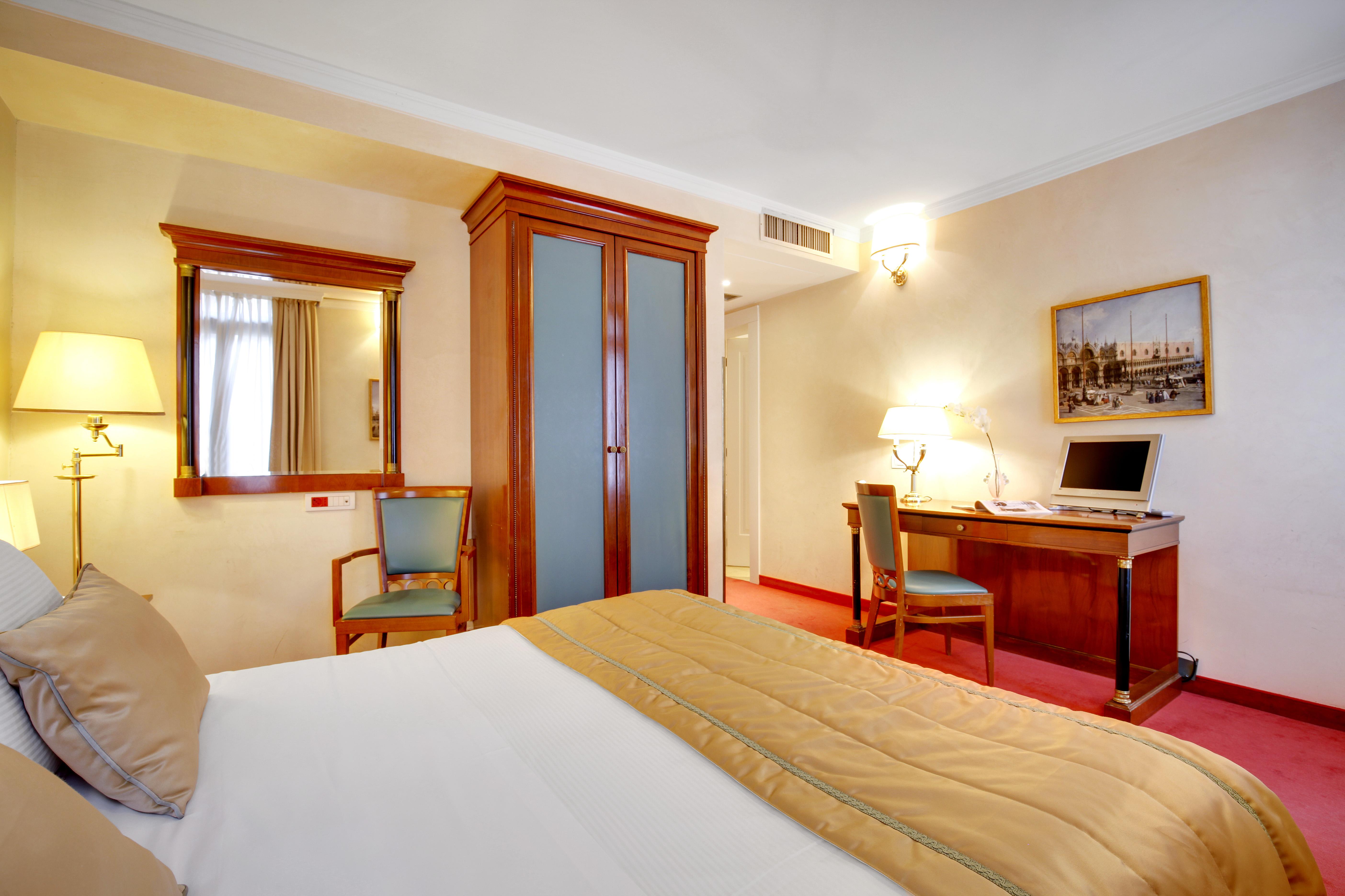 Dona Palace Hotel