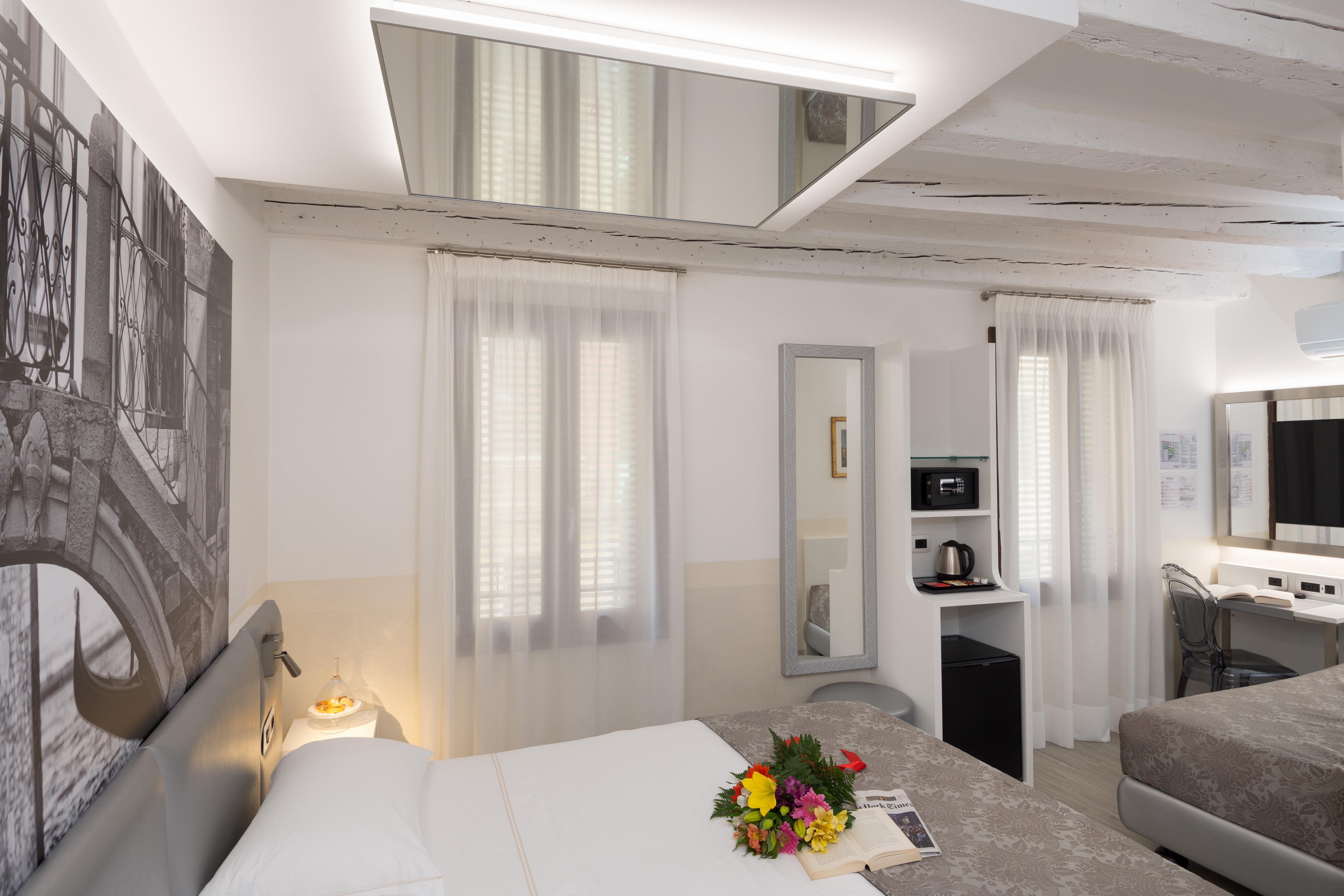 Unahotels Ala Venezia-adults 16 Hotel
