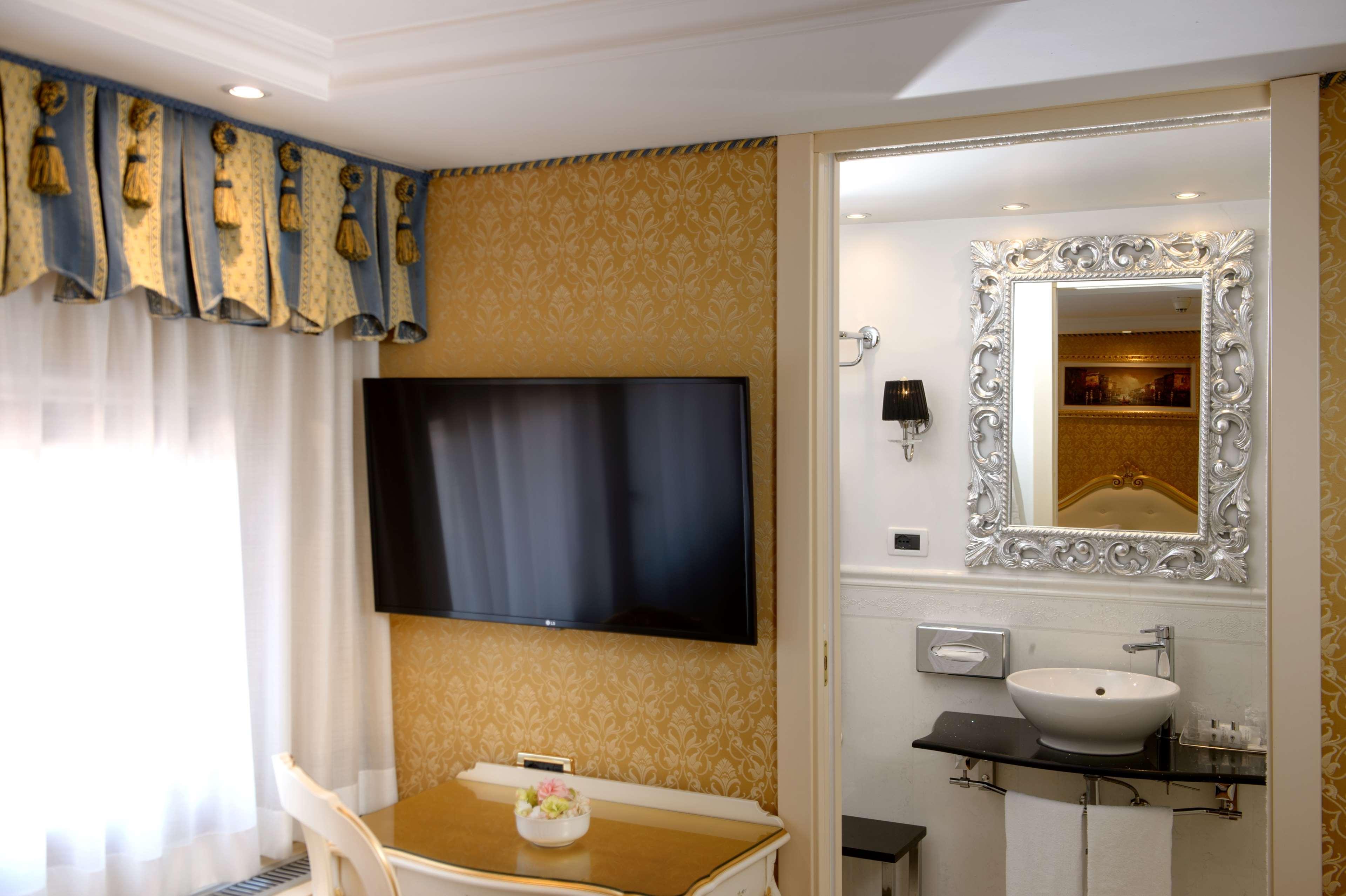Olimpia Venice, Bw Signature Collection 3sup Hotel