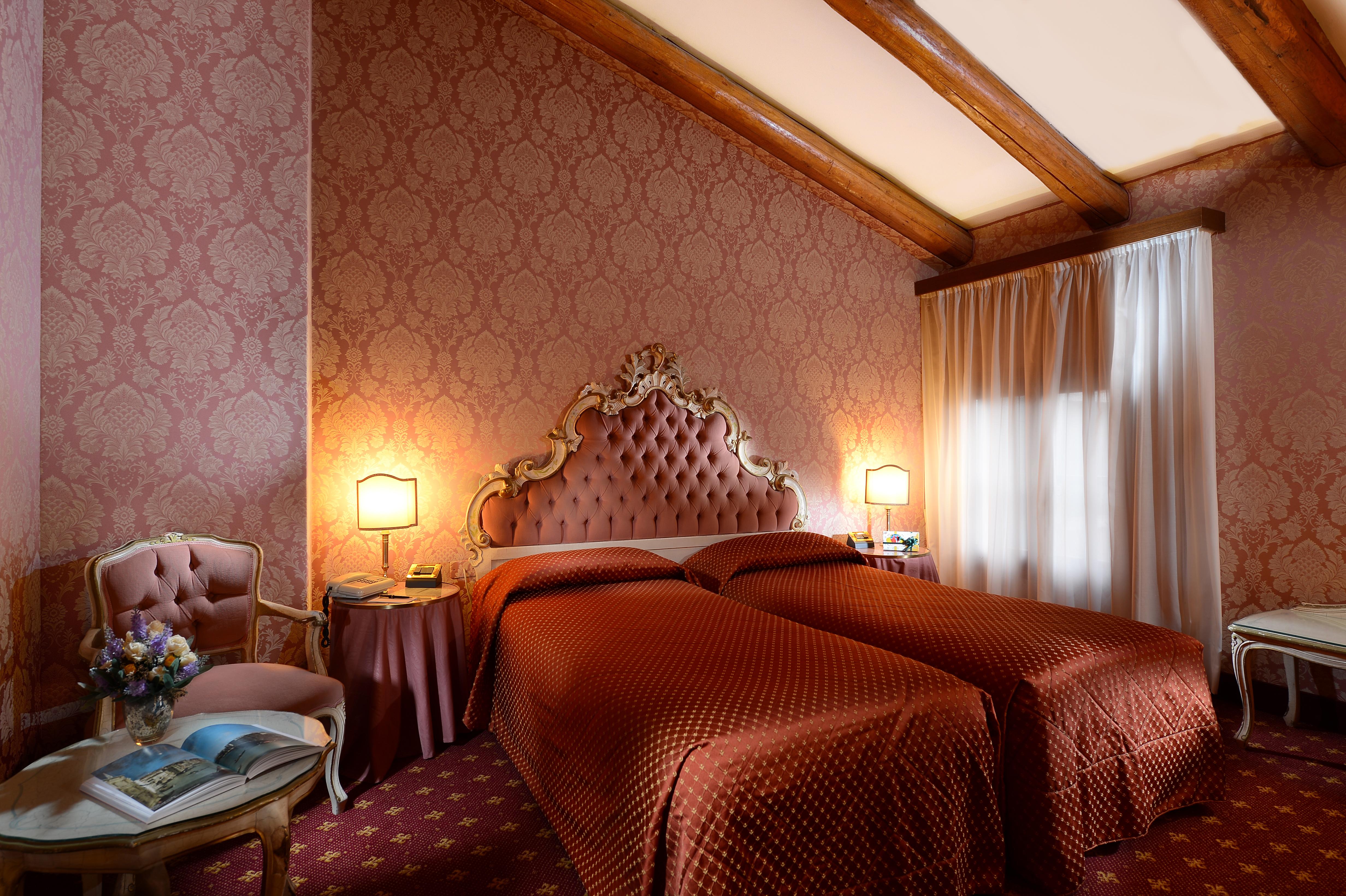 Rialto Hotel 4*