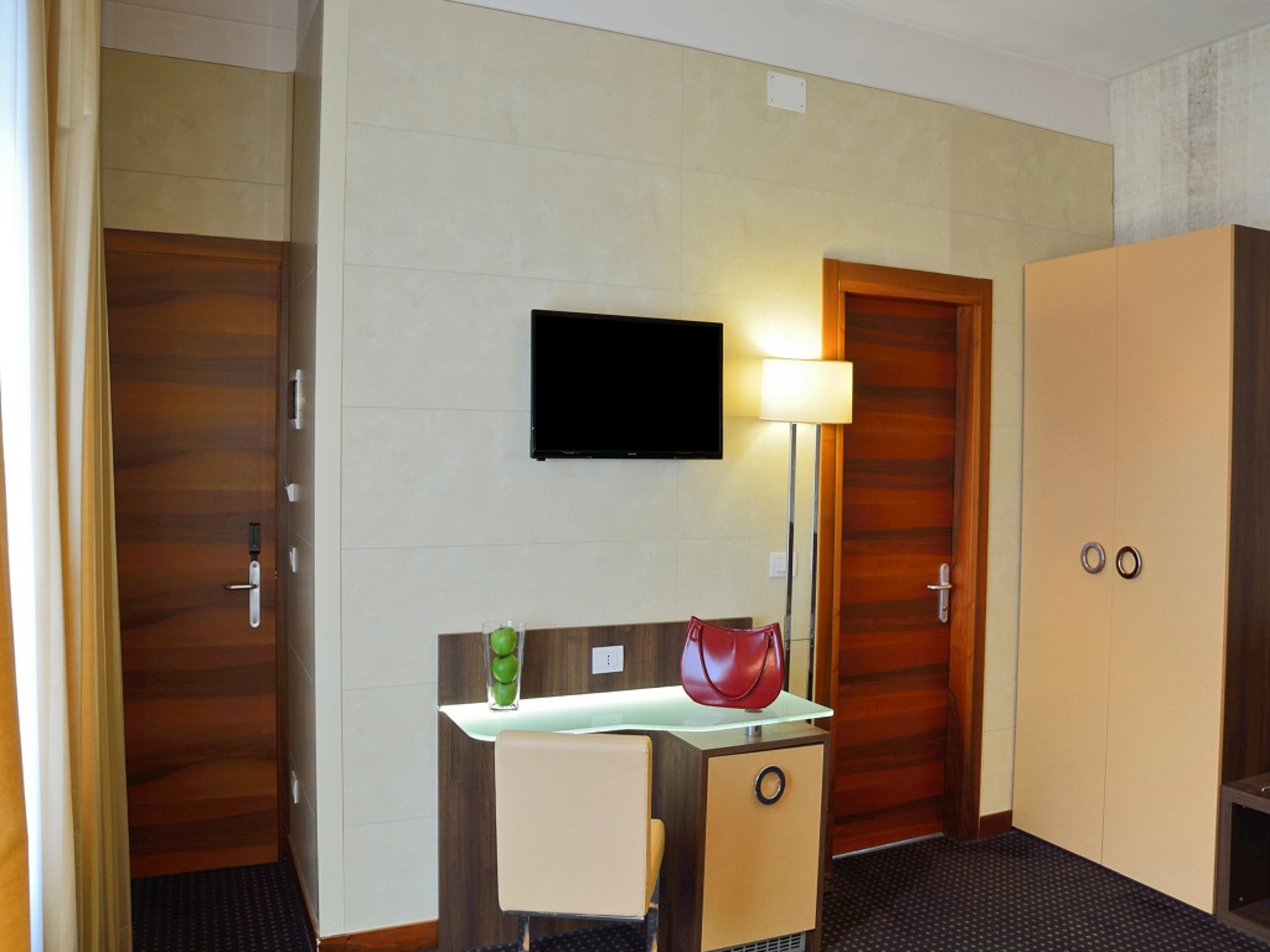 Lh Sirio 4*
