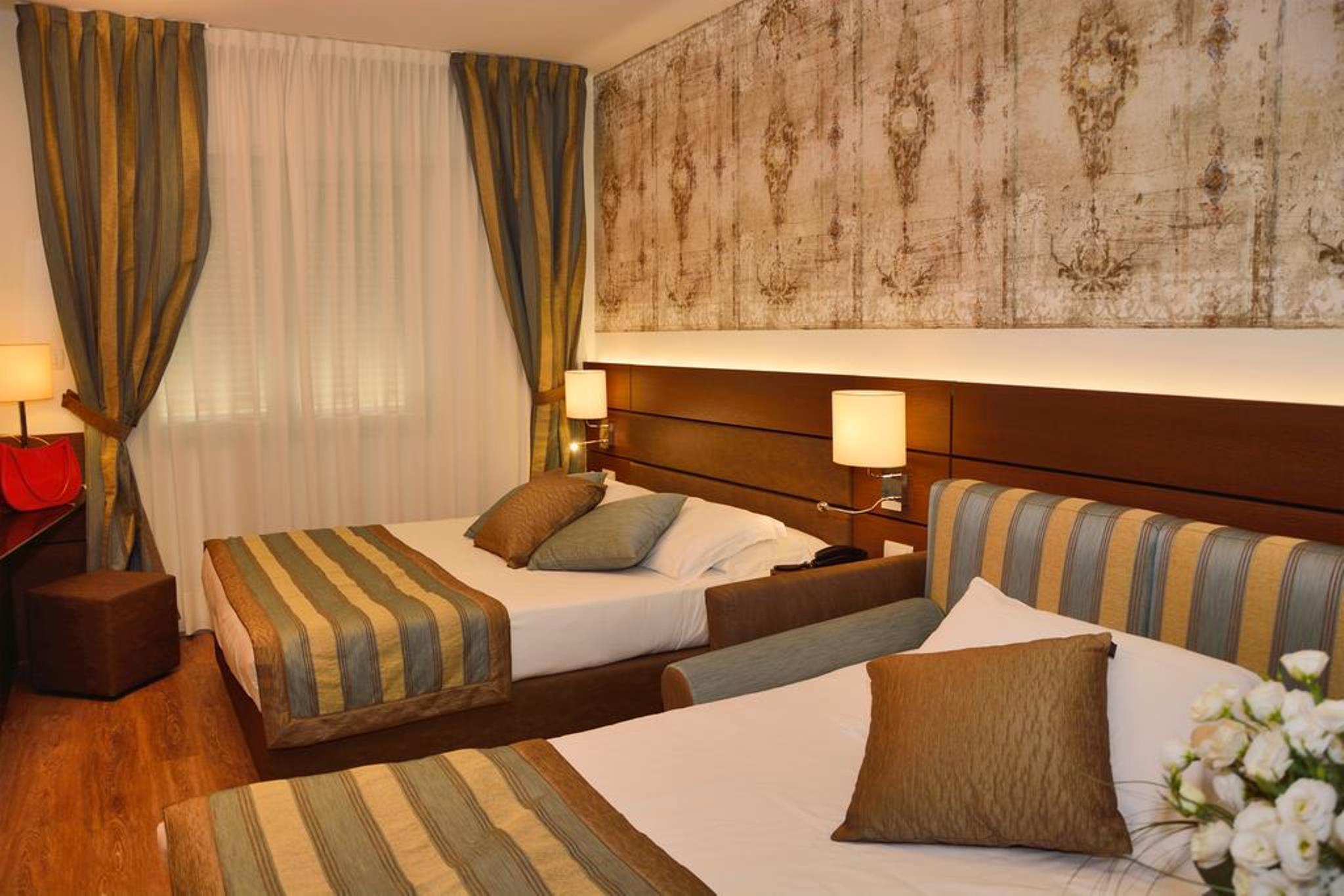 Hotel Lh Sirio