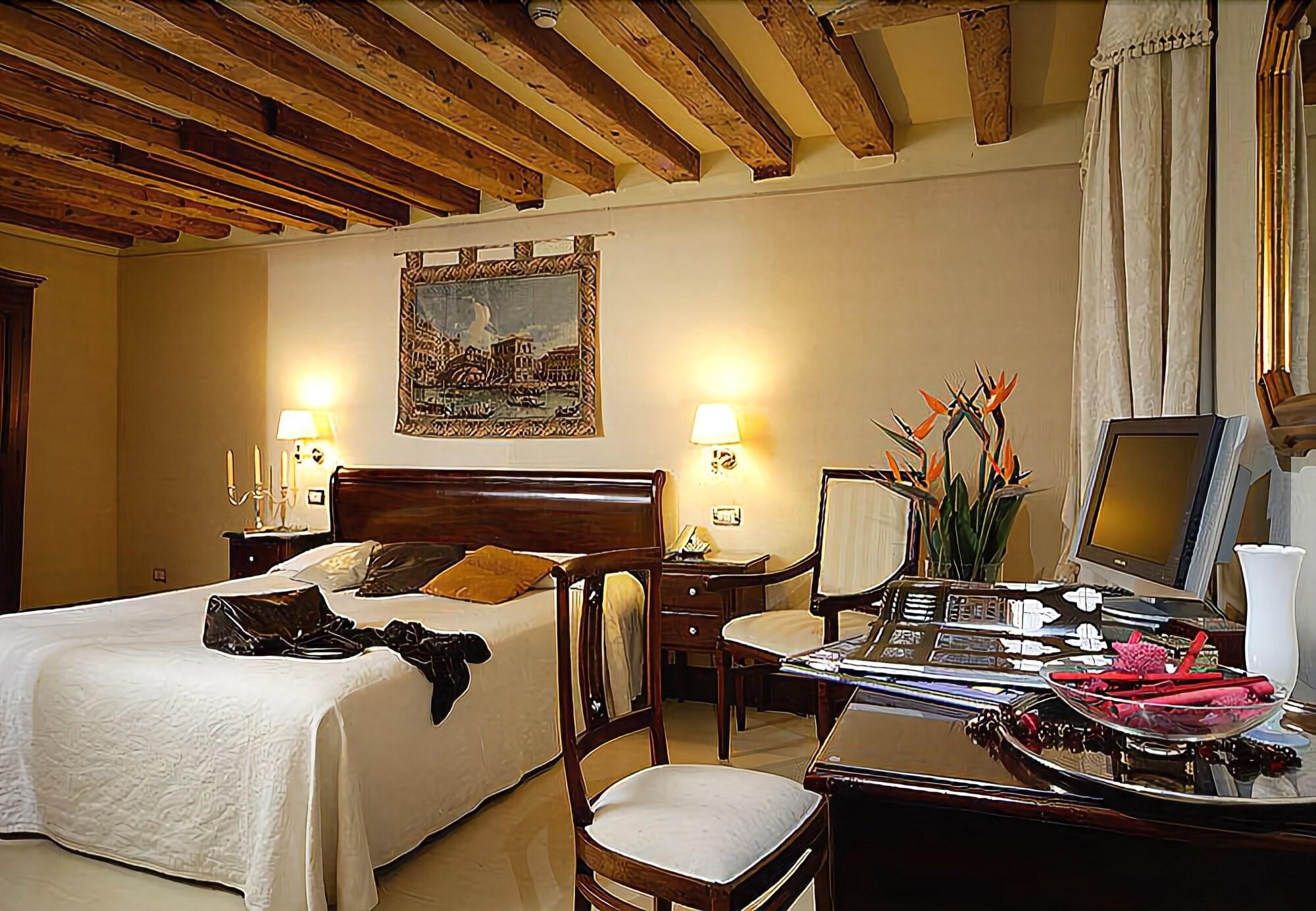 Ca' Del Nobile Hotel 3*