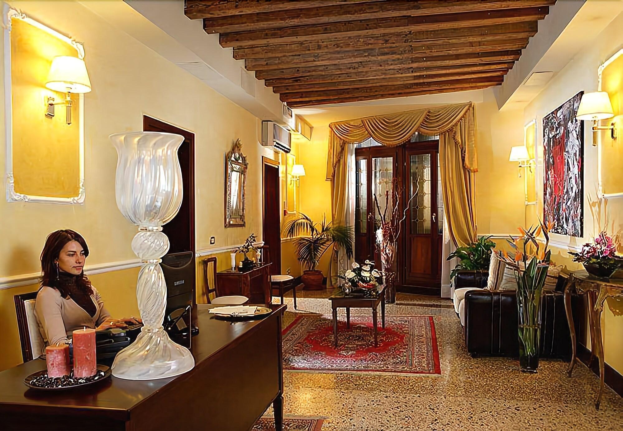 Ca' Del Nobile Hotel 3*