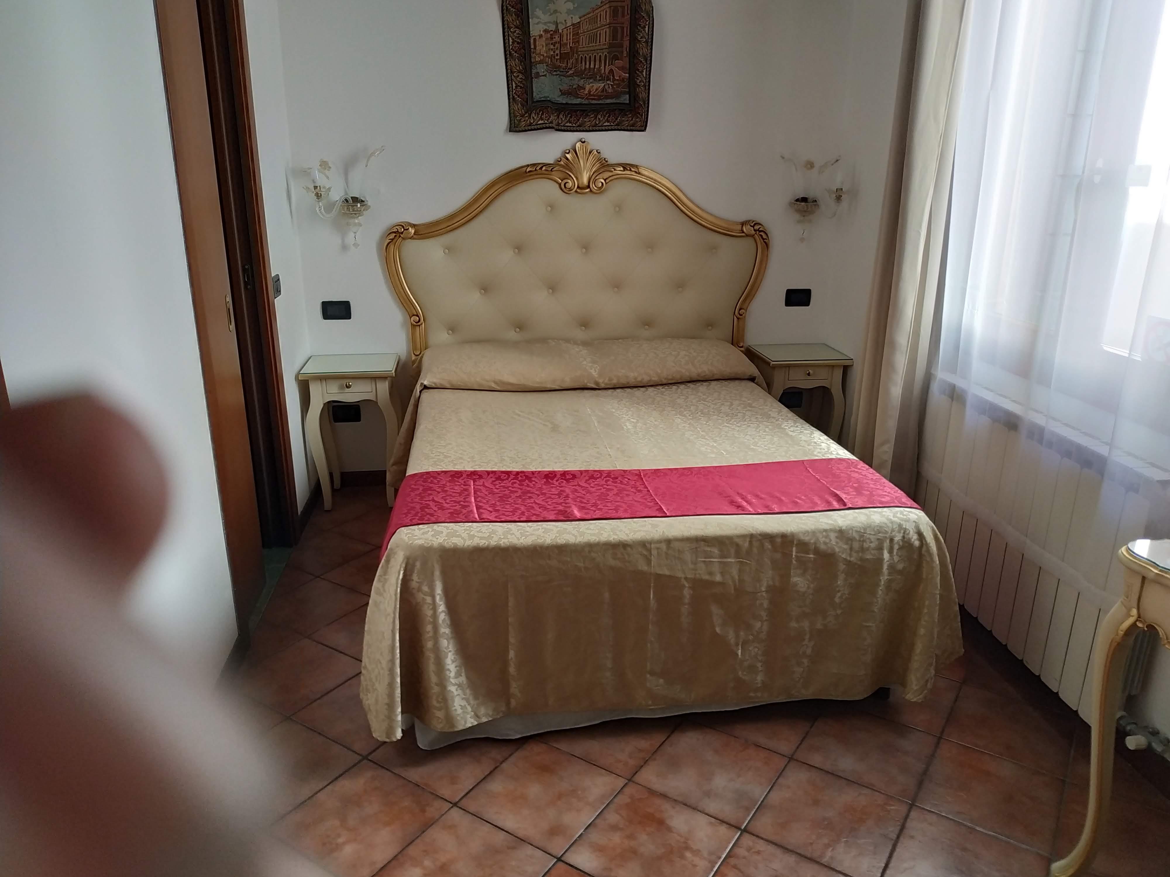 Guest house Alloggi Ss Giovanni E Paolo 2*