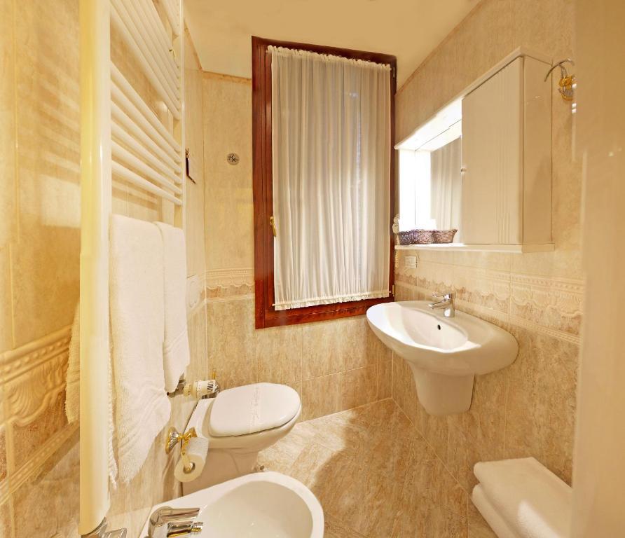 San Luca Hotel 3*