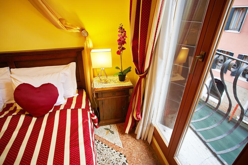 Hotel San Luca Venice
