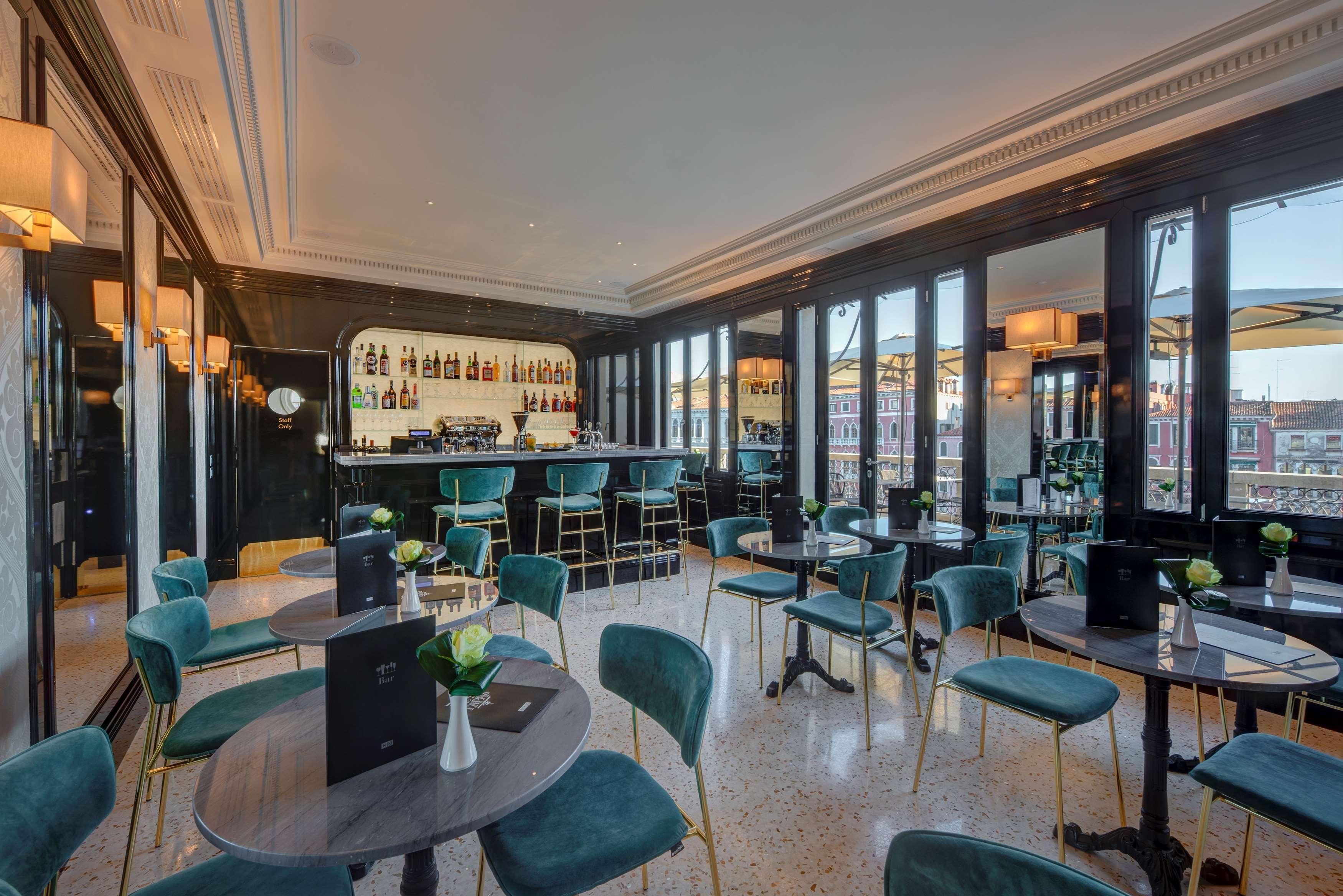 H10 Palazzo Canova Hotel