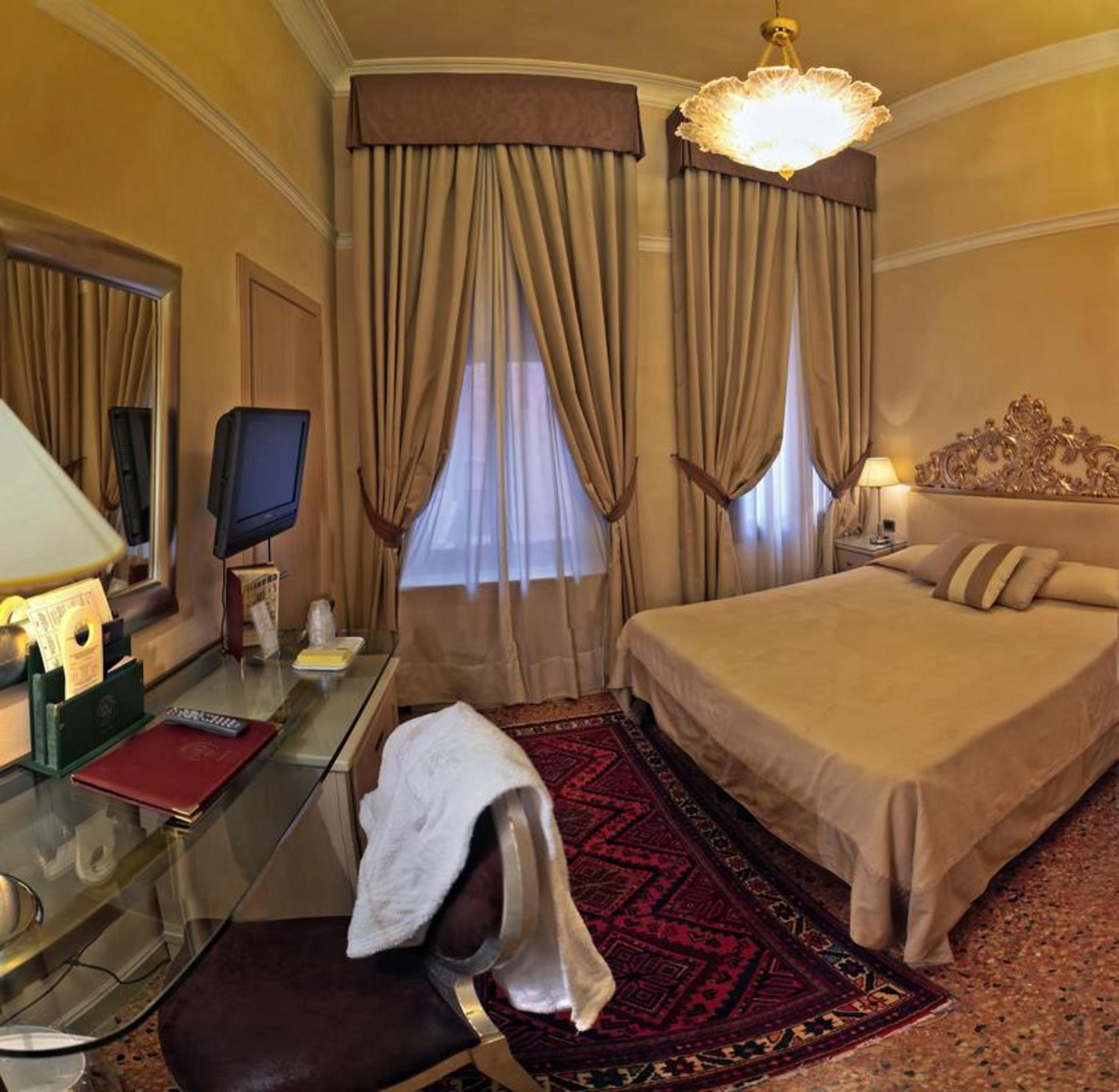 Hotel Liassidi Palace Venice