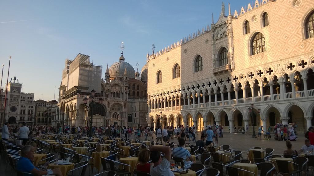 In Back To San Marco Tourist Apartment Venice