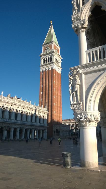Apartment In Back To San Marco Tourist Venice
