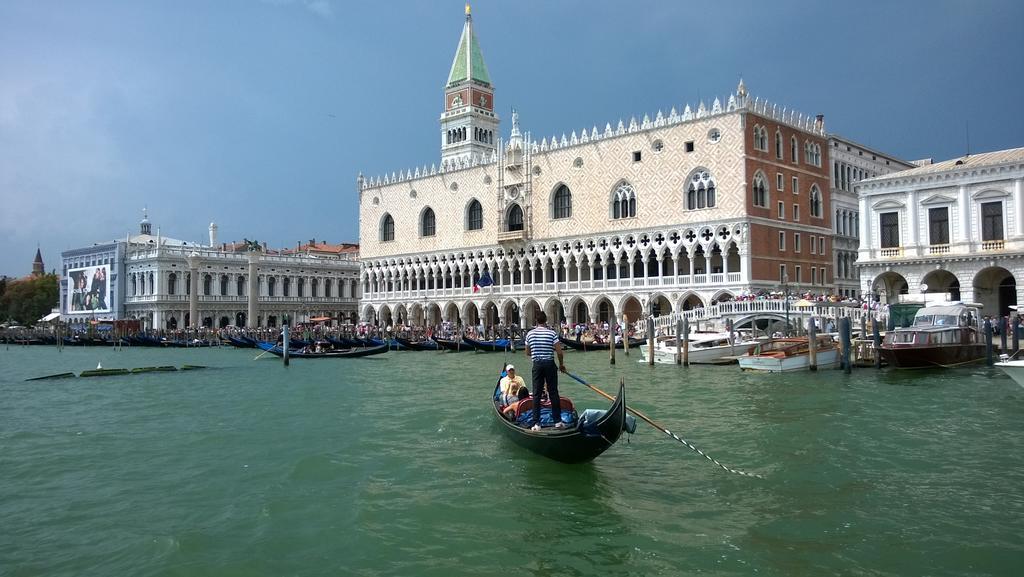 Apartment In Back To San Marco Tourist Venice