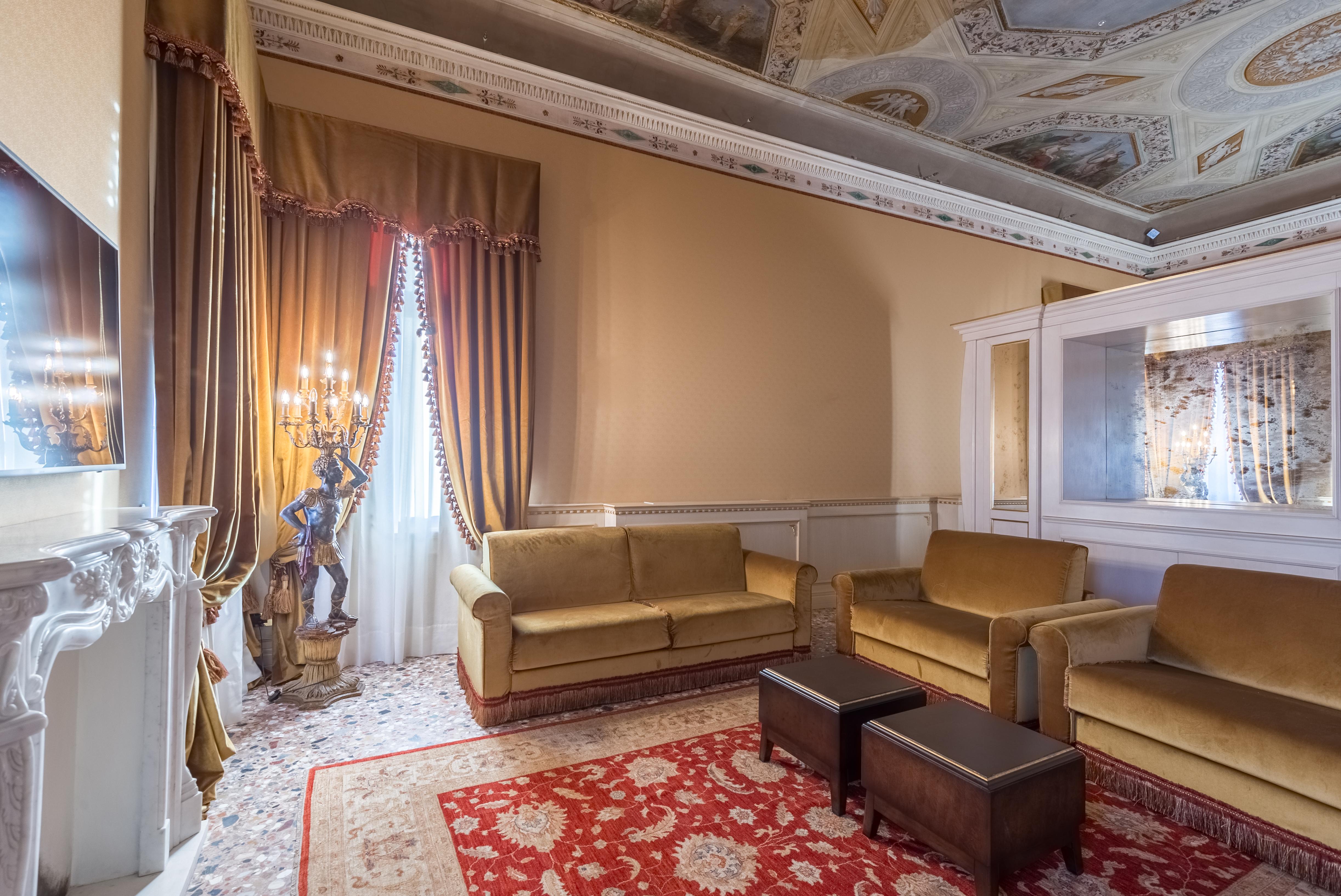 Nani Mocenigo Palace Hotel