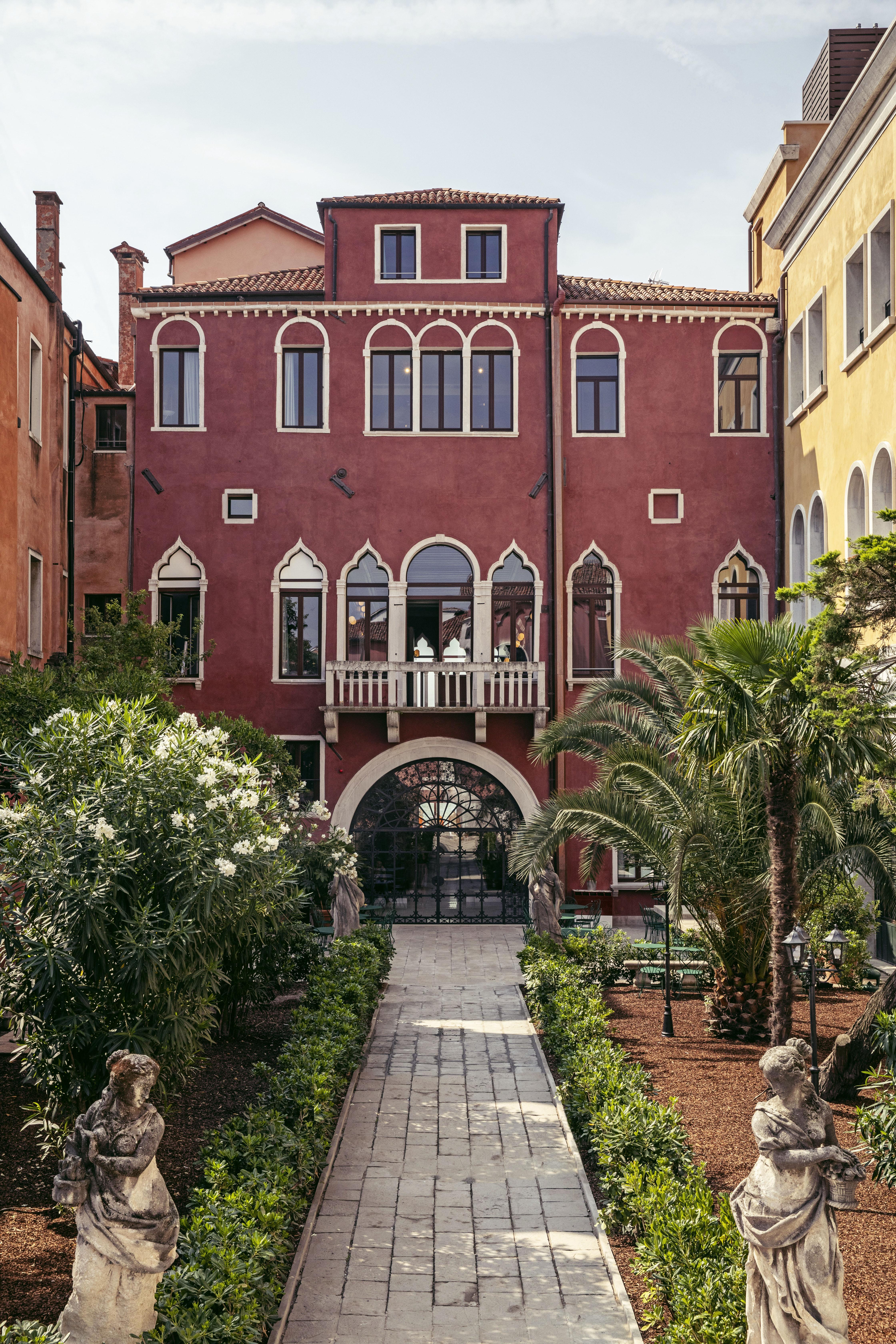 Il Palazzo Experimental 4*