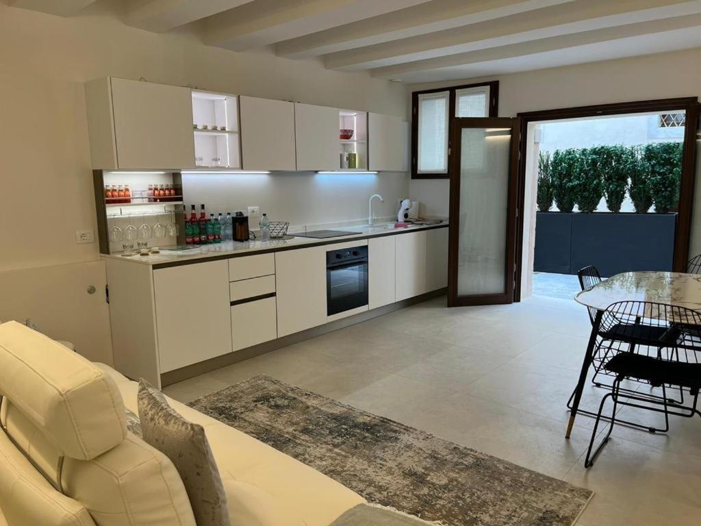 Immobiliare Nk Palazzo Bonvicini Apartment