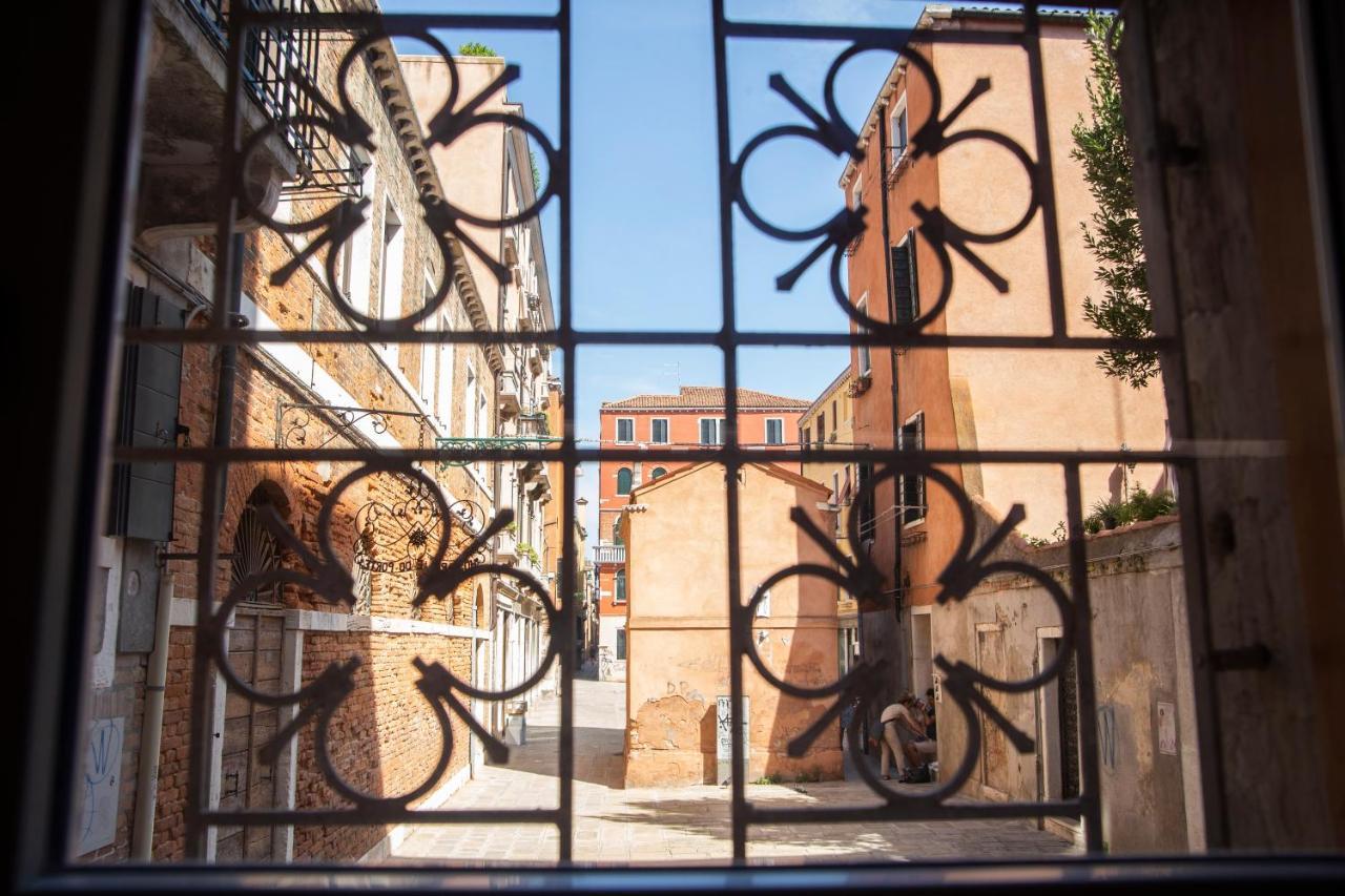 Apartment Ca Della Luna Venexiana By Venicevillas Venice