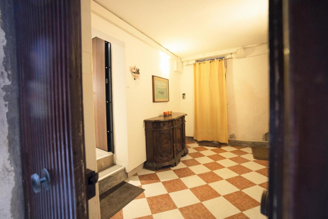 Apartment Ca Della Luna Venexiana By Venicevillas