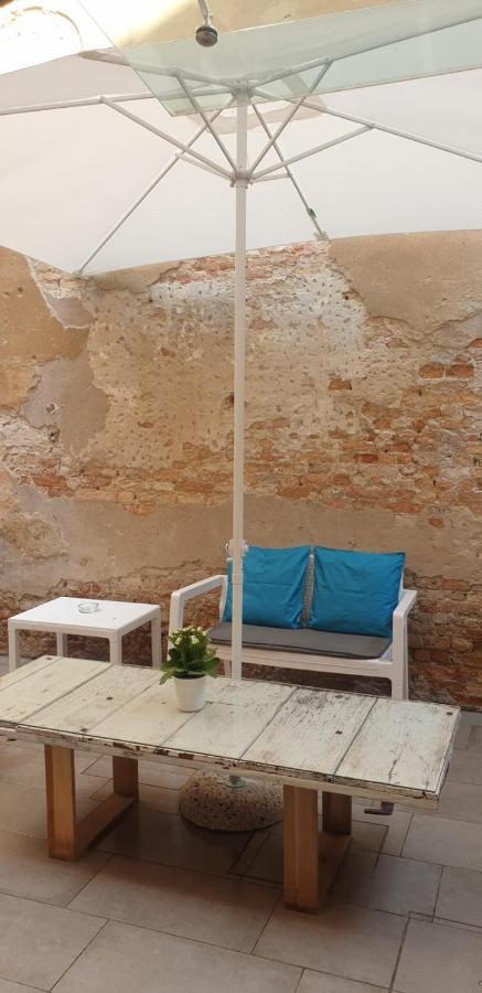 With Private Courtyard Apartment