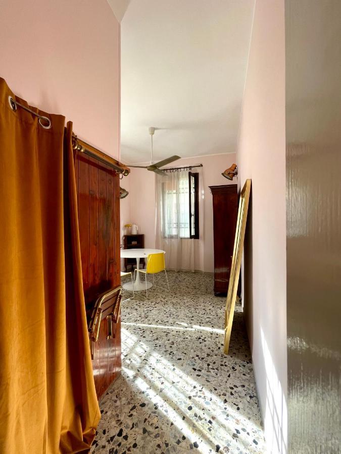 Venetian Pink In Dorsoduro *