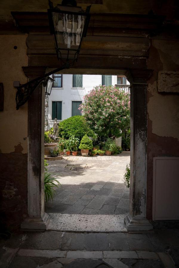 Mocenigo Grand Canal Luxury Apartment
