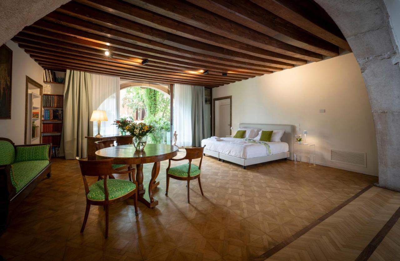 Mocenigo Grand Canal Luxury Apartment Venice