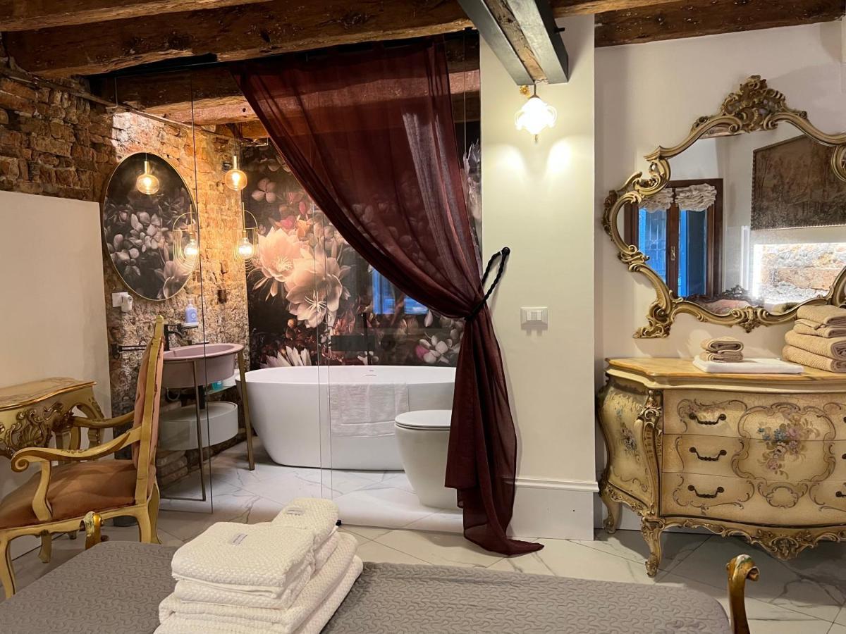 Casa Al Ponte Scudi - 4 Windows On The Canal Apartment Venice
