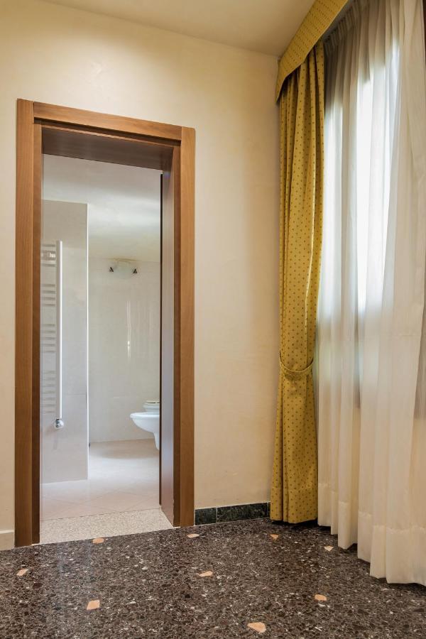 Angeles 3* Venice