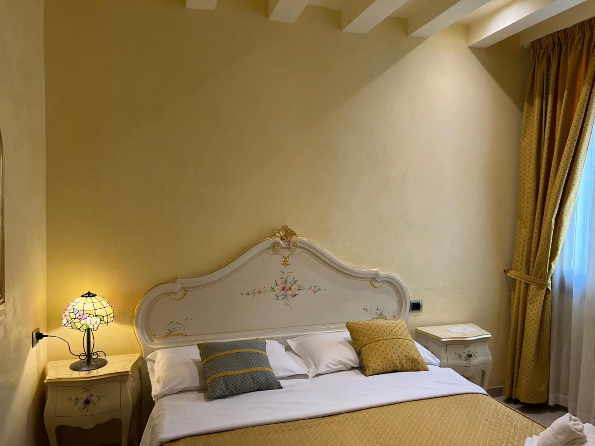 Guest house Venice Inn *