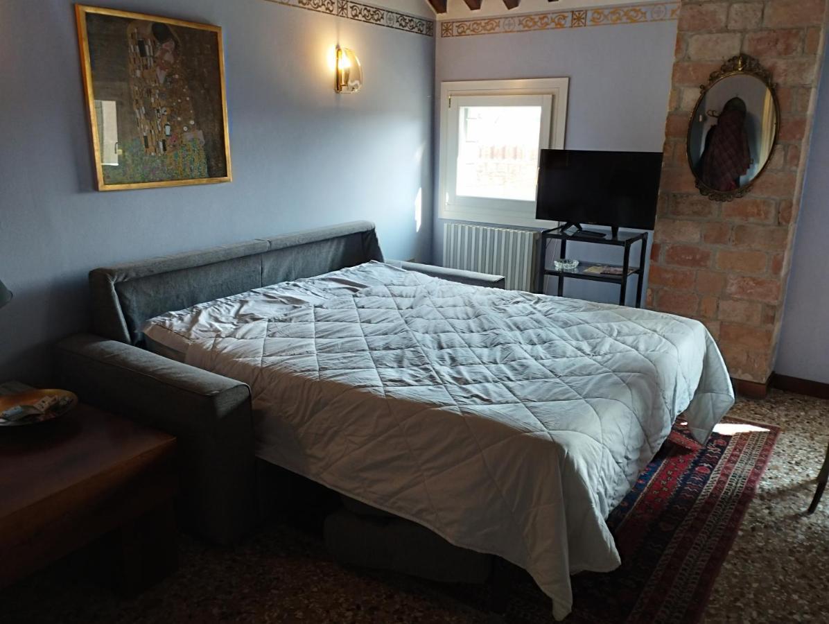 Ca Arsenale Apartment *