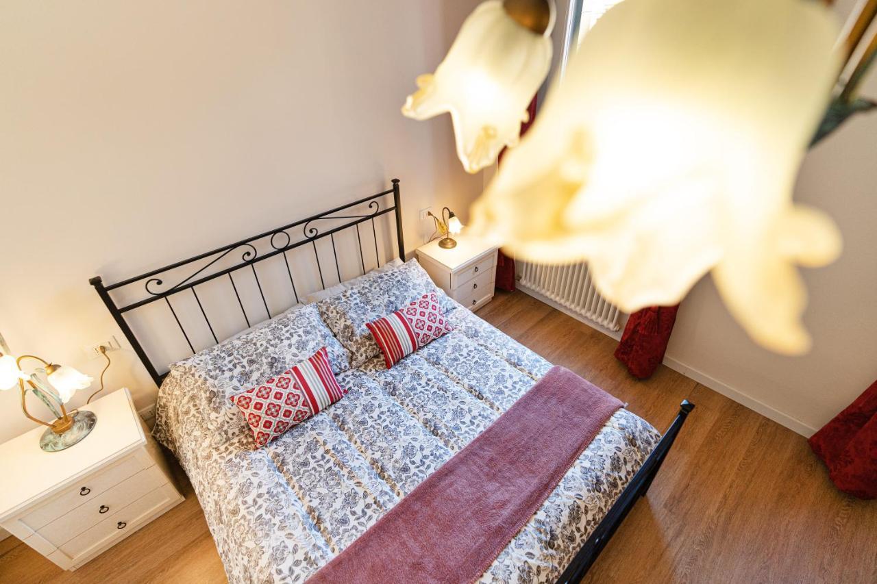 Apartamento Ricco Di Comfort, Grande, Luminoso E Comodo *