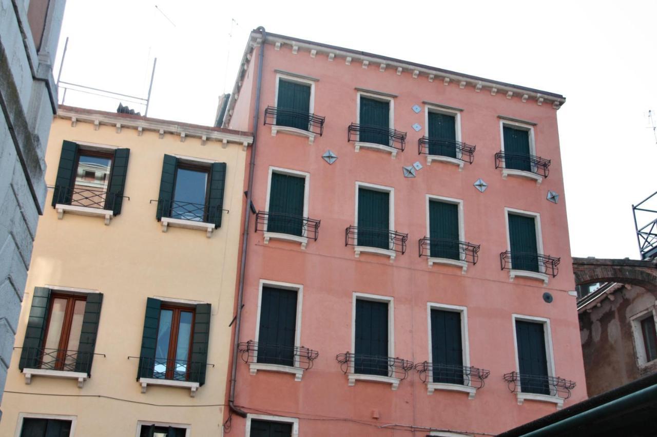 Apartment Rialto Grand Canal View