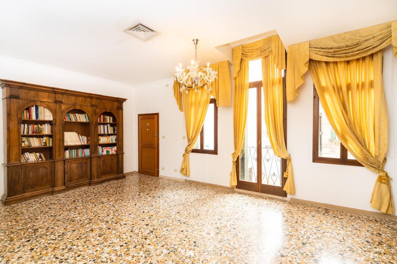 Dimora De Le Romite Apartment *