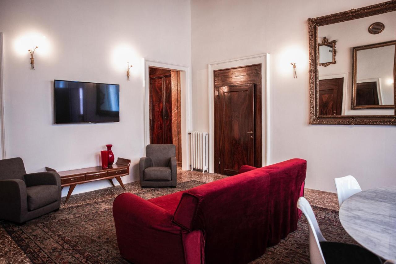 Ca Mascaron Apartment *