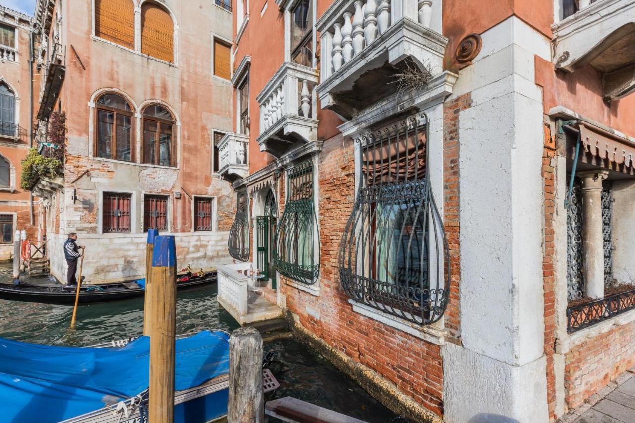 Ca' Giulia Grand Canal View Next To Rialto Bridge Apartment