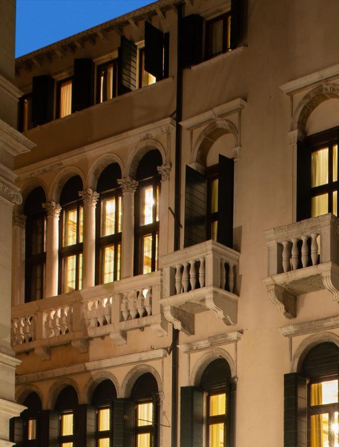 Eight Venezia