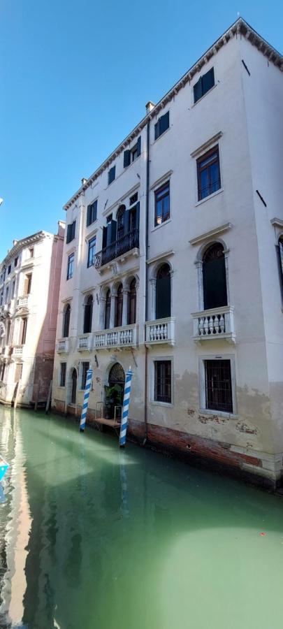 Eight Venezia Hotel