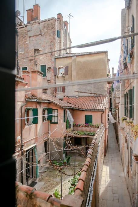 Delightful At 5 Mins From Rialto Bridge Apartamento *