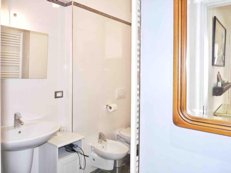 Apartment Bright Channel View *