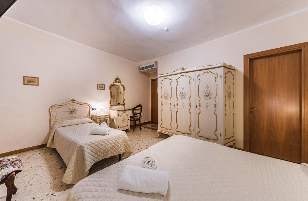 Guest house Ca' Leon D'oro 3*