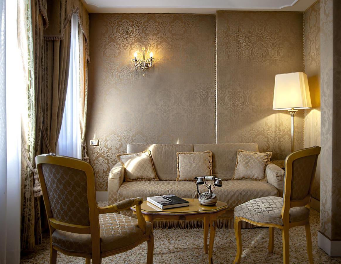 Ca' Dogaressa Hotel 3*