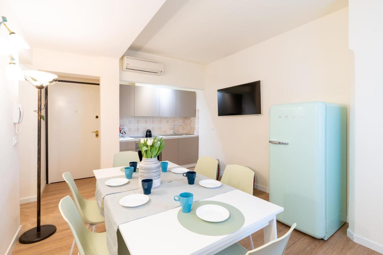 Apartamento Ricco Di Comfort, Grande, Luminoso E Comodo *