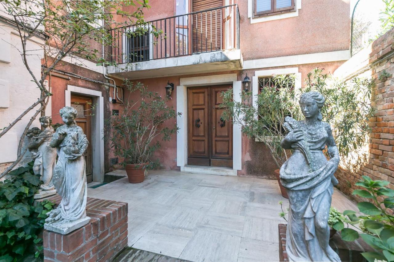 Apartamento Behind On The Canalside