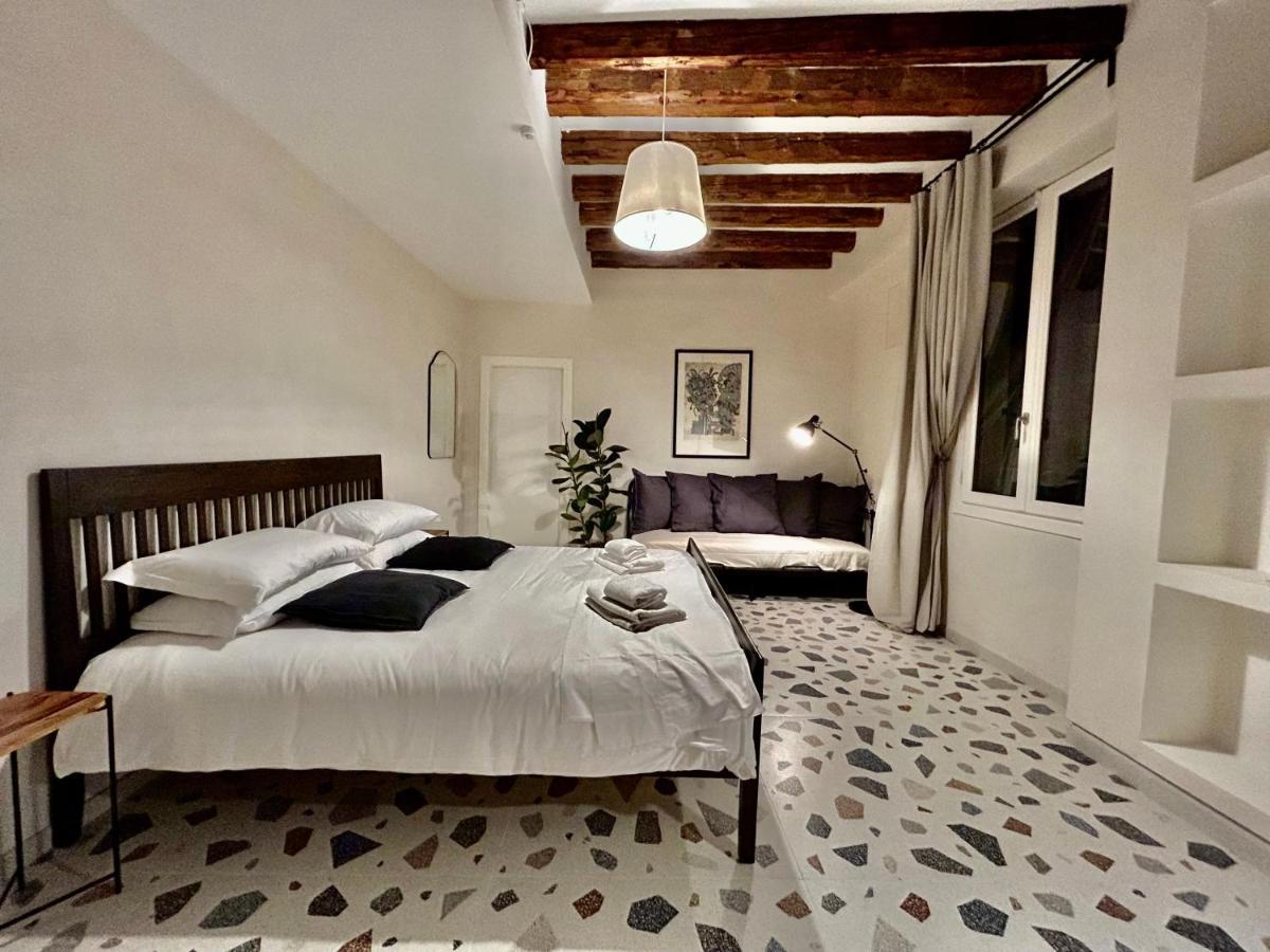 Farini Wi-fi Guest house Venice