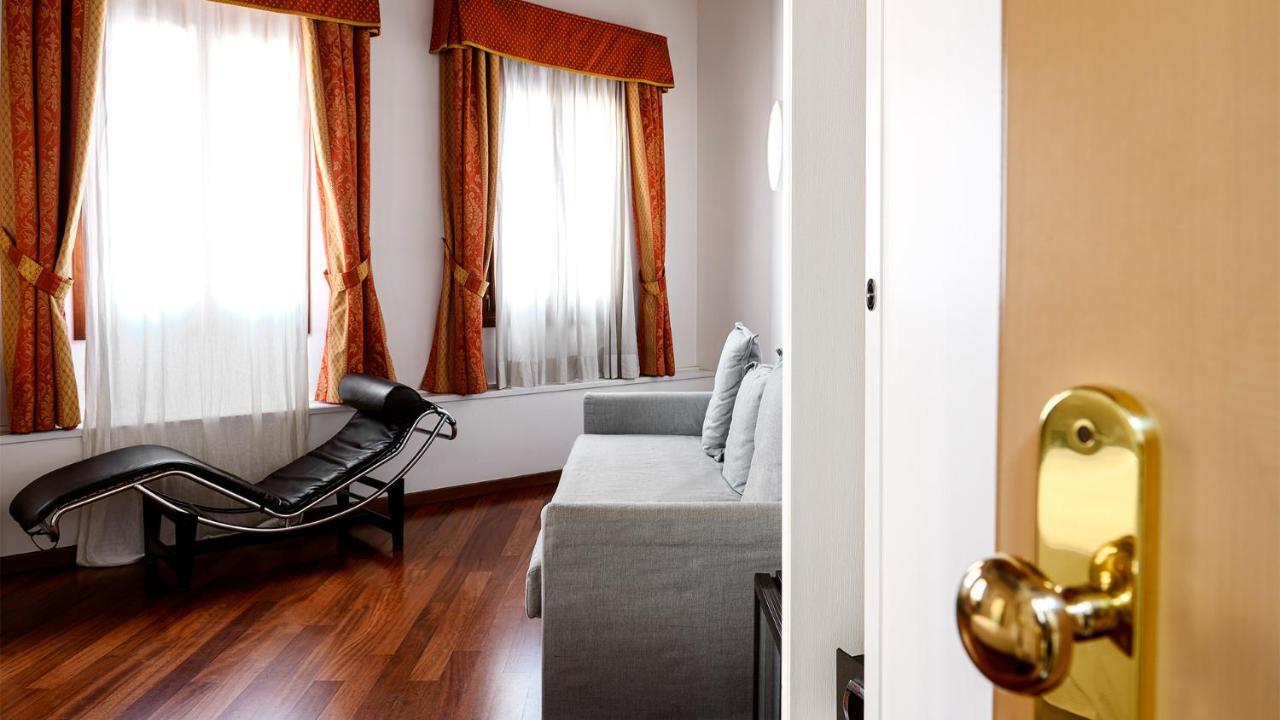 Casanova Fourrooms Guest house