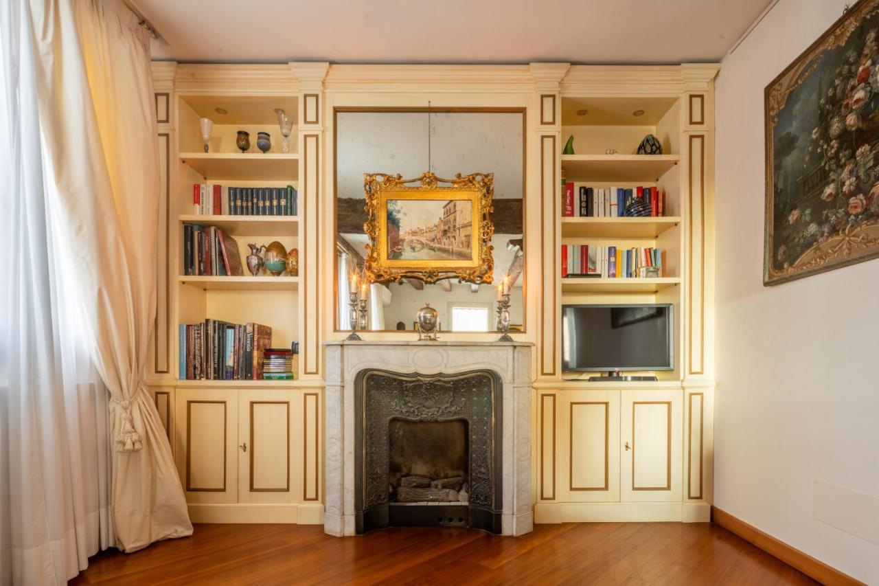 Garden Mansion With Private Mooring R&r Apartment Venice